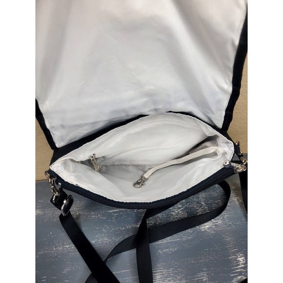 Kipling Black Nylon Medium‎ Crossbody Bag Purse - Picture 5 of 7